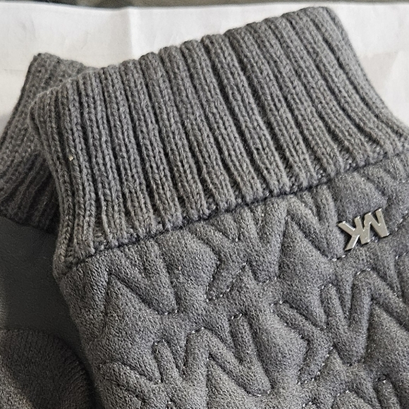 Michael Kors Grey Glove Quilted Logo with Leather Trim Sz L